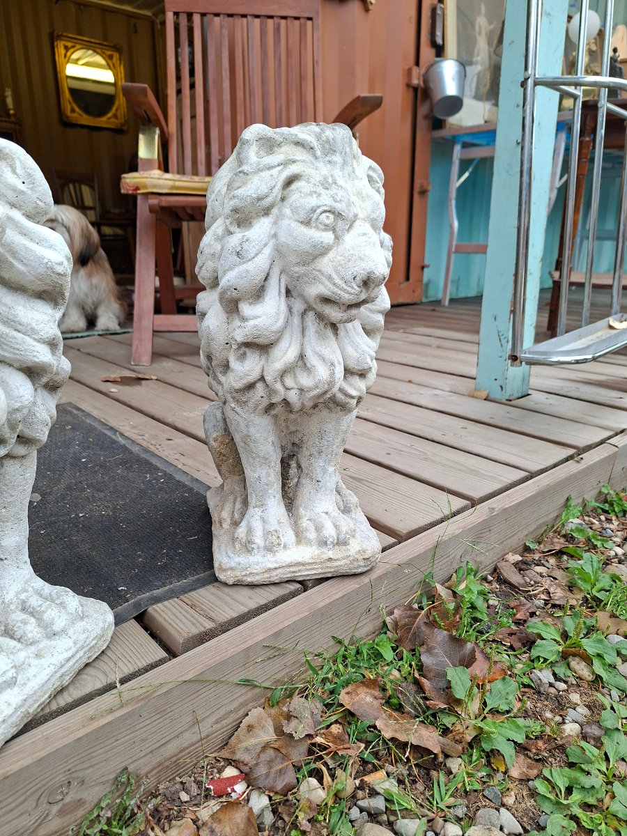 Pair Of Guardian Lions Made Of Reconstructed Stone -photo-4