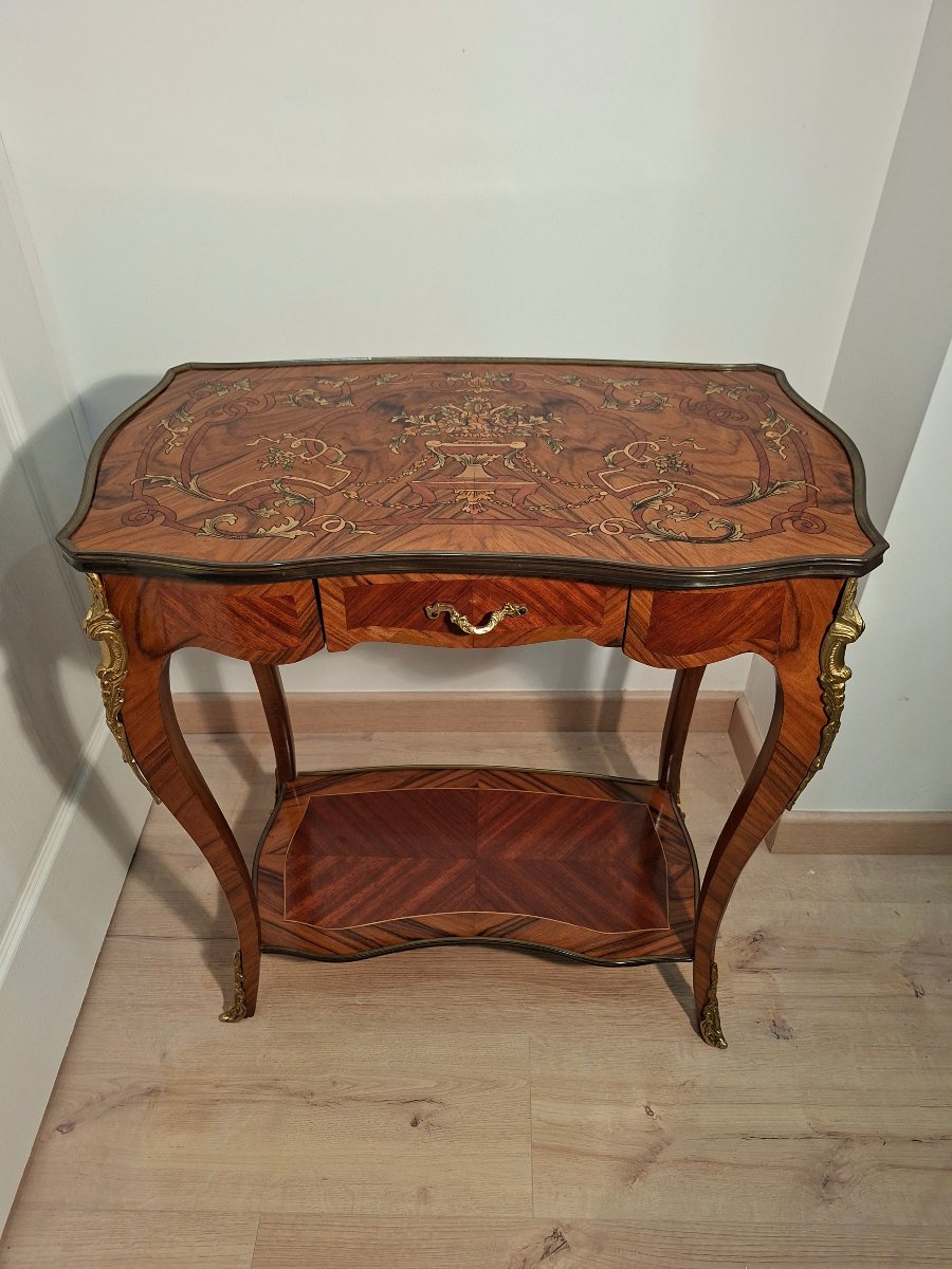 Table/Console en Marqueterie et Bronze Doré de Style LOUIS XV
