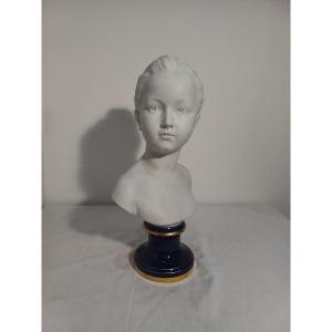 Buste en Biscuit de Porcelaine Louise Brongniart (1772-1845)