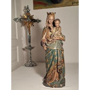 Vierge couronnée et l'Enfant en Plâtre Peint en Polychrome 