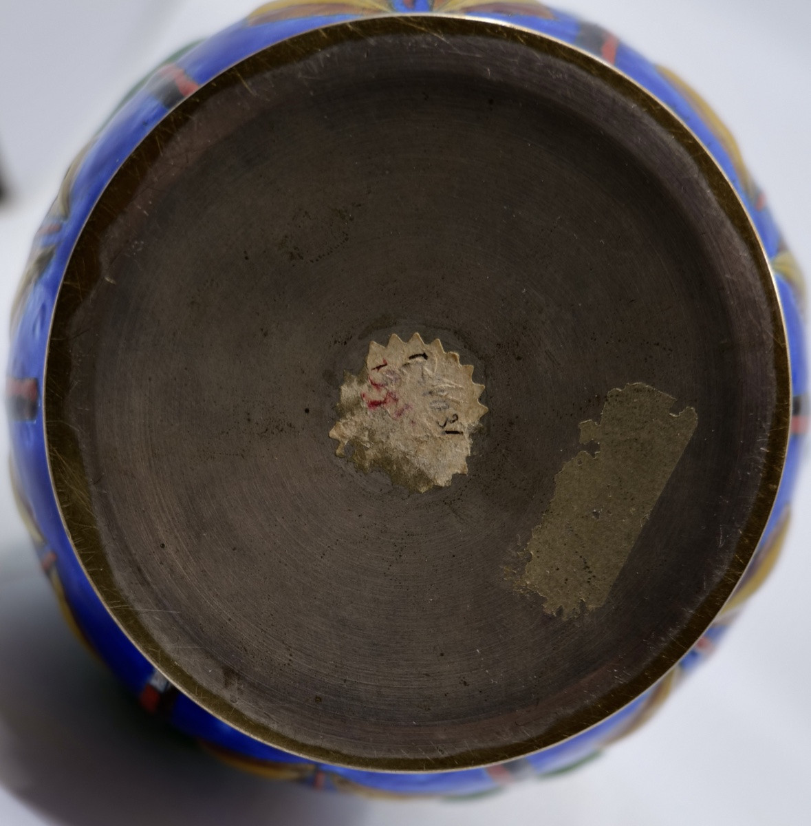 Jules Sarlandié Vase (1874 - 1936) - Large Shell Vase In Enameled Brass - Circa 1925 - Limoges-photo-4