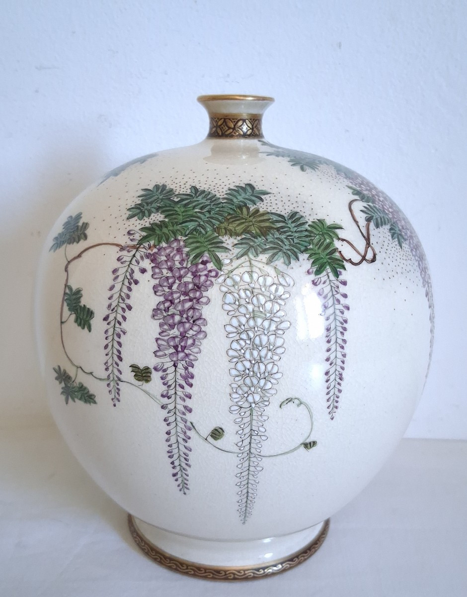 Satsuma Earthenware Vase With Wisteria Decoration, Meiji 19th Century