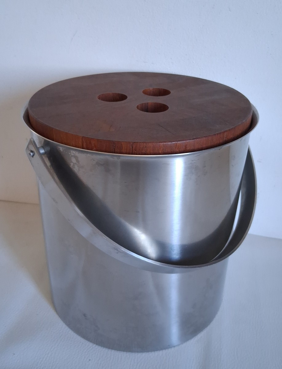 Seau à champagne / glaçons Arne JACOBSEN pour STELTON Danemark 1960 / 1970 design