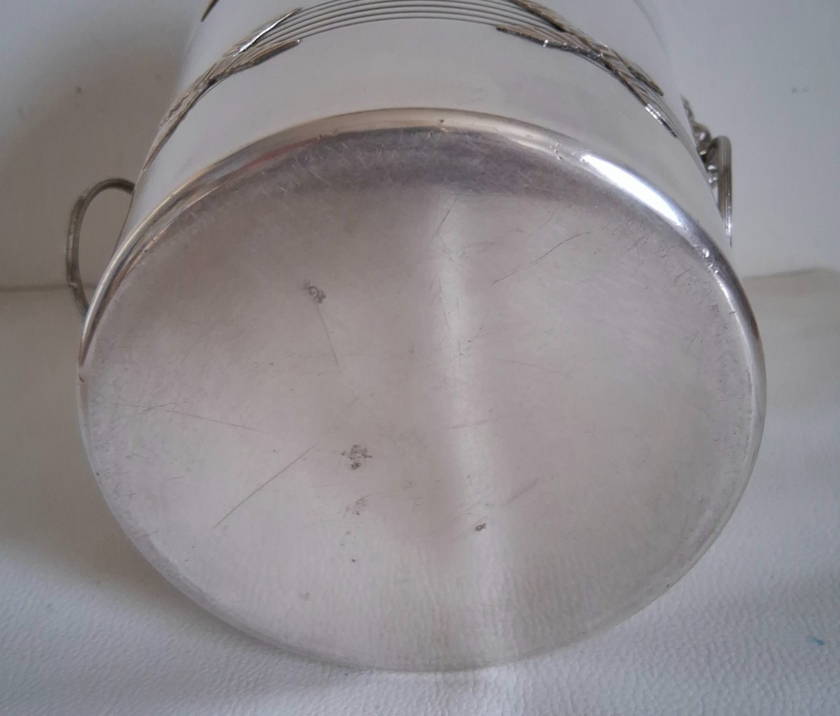 Seau à champagne en métal argenté décor têtes de lion-photo-5