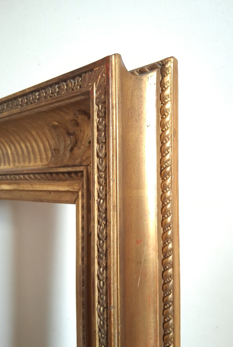 19th Century Giltwood Fluted Frame, Size 3f, For A 27 X 22 Cm Painting-photo-4