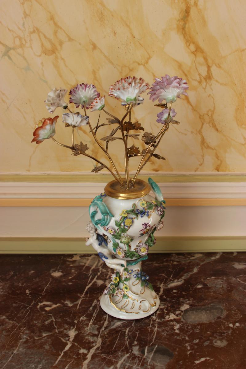 Paire de vases piques fleurs en porcelaine de Meissen-photo-2