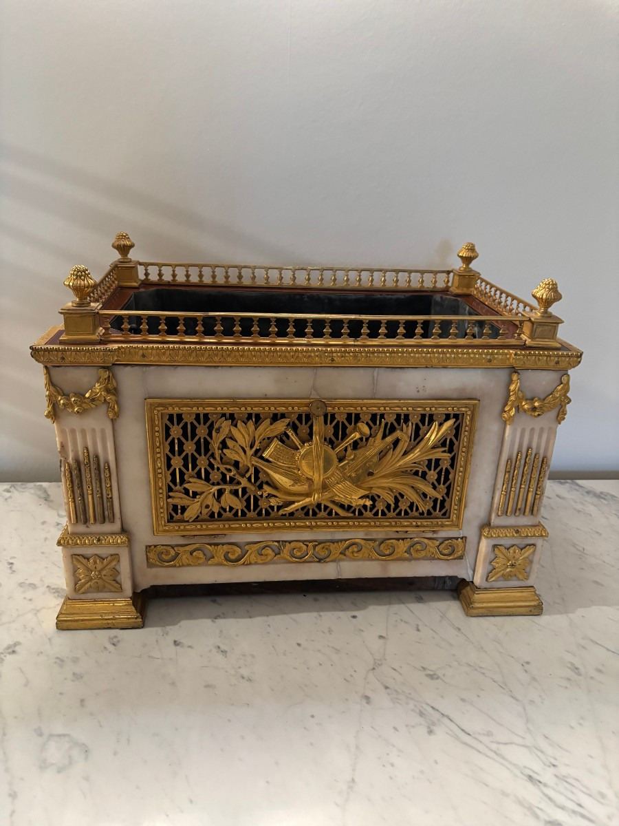 Louis XVI Period Jardinière Music Box