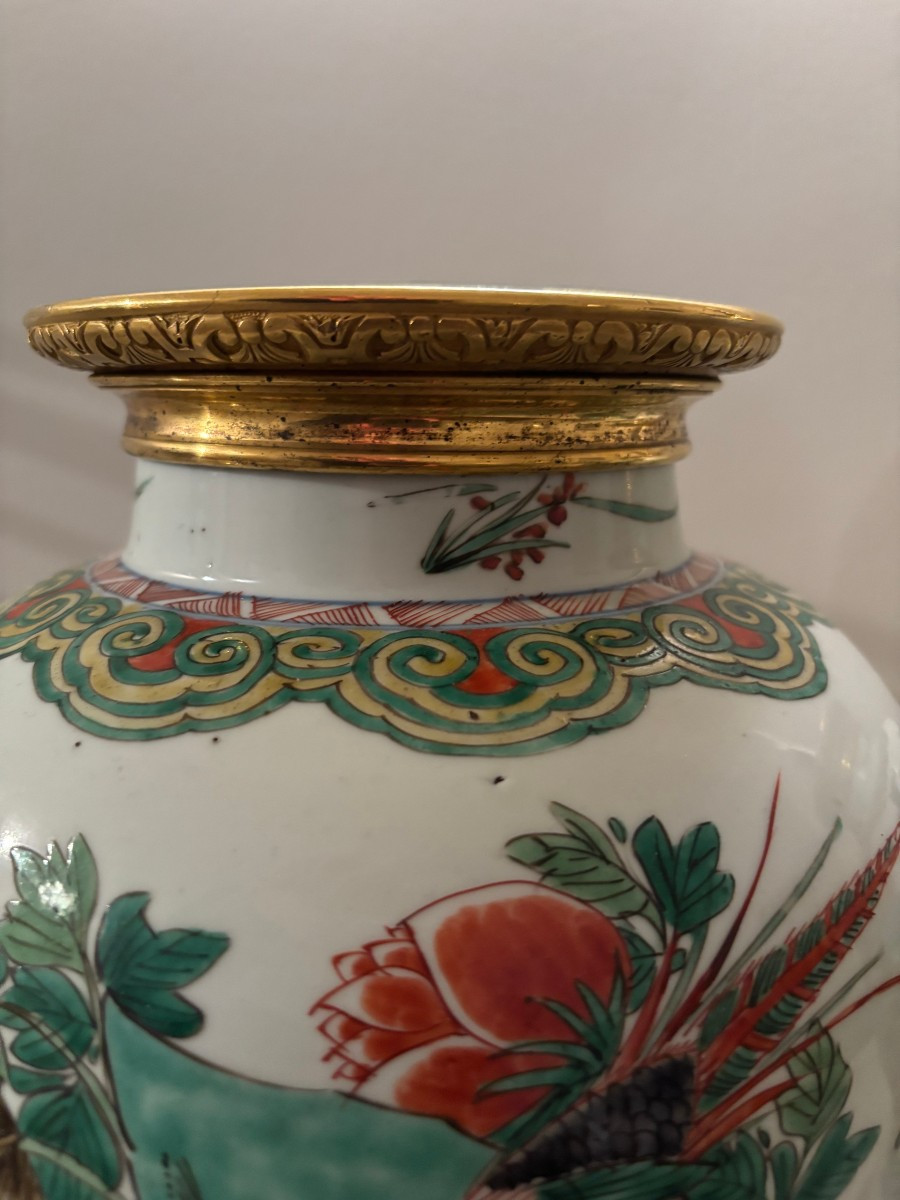 Pair Of Large Kangxi-period Green Family Covered Potiches-photo-3