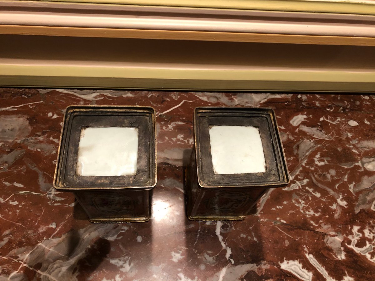 Pair Of Qianlong Famille Rose Vases-photo-5