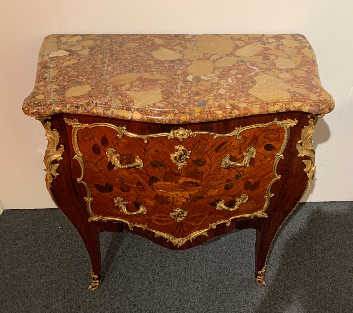 Commode Louis XV estampillée Dubois-photo-2