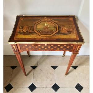 Petite table d’époque Louis XVI estampillée Schlichtig