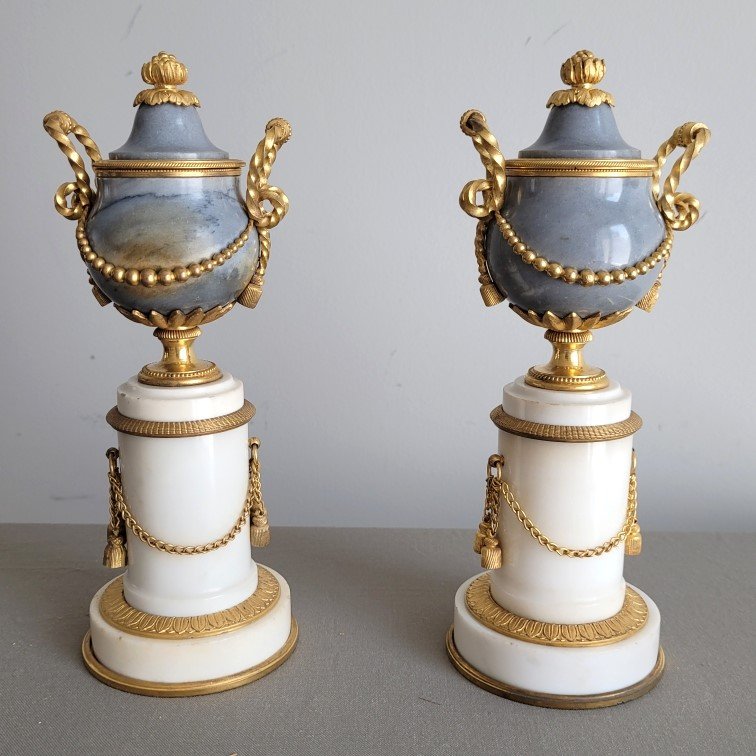 Paire de Cassolettes de Style Louis XVI, XIXème Siècle.-photo-3