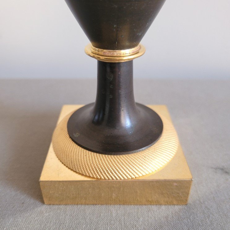 Antique-style Vase From The Empire Period, Attributed To Claude Galle, Circa 1800–1810.-photo-3