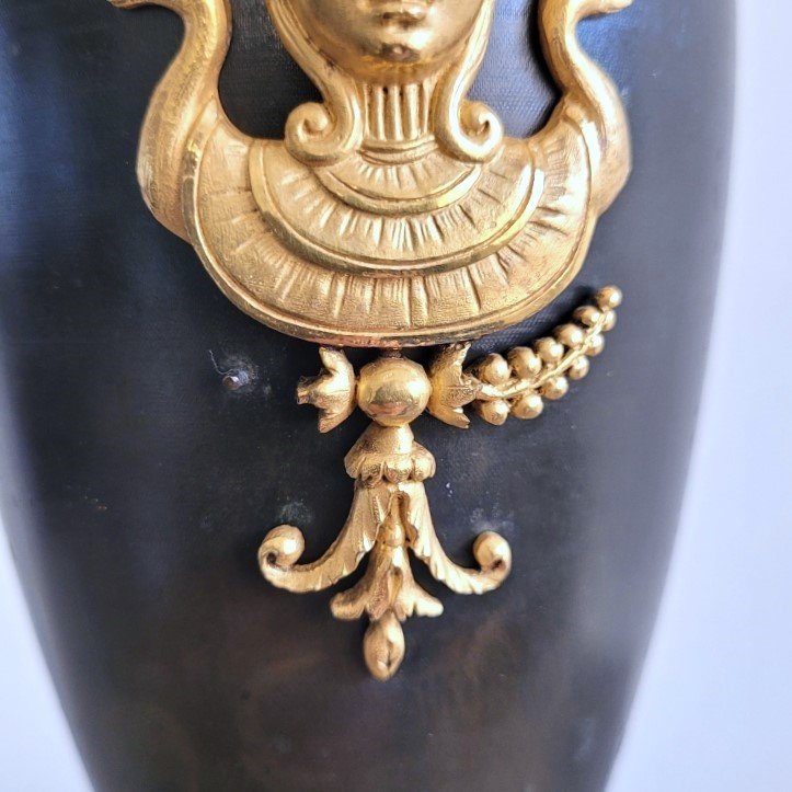 Antique-style Vase From The Empire Period, Attributed To Claude Galle, Circa 1800–1810.-photo-5