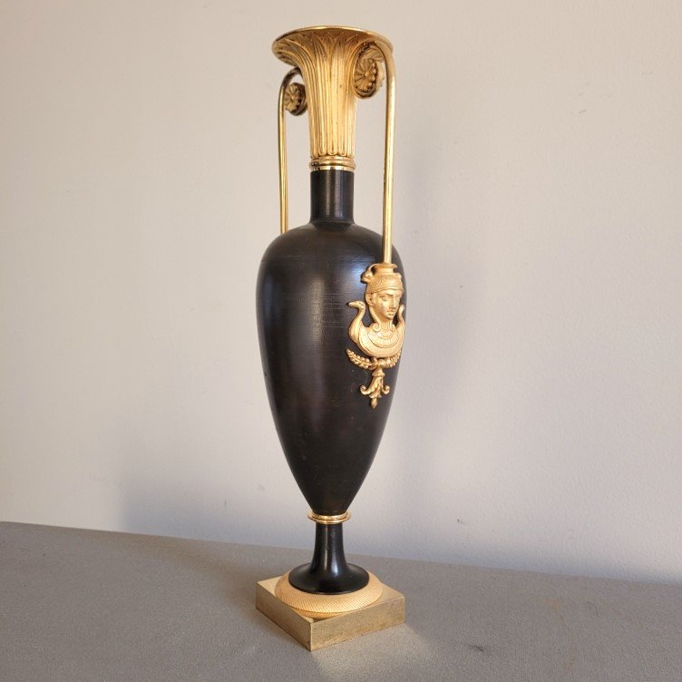 Antique-style Vase From The Empire Period, Attributed To Claude Galle, Circa 1800–1810.