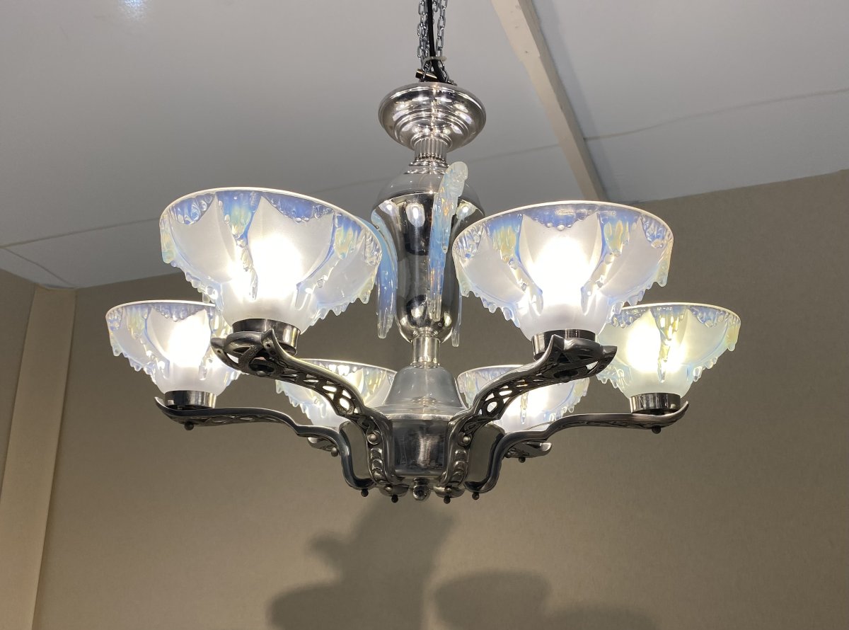 Lustre Art déco Ezan Petitot en verre opalescent, vers 1930-photo-4