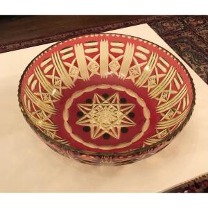 Large coupe urane, doublée rouge, de la cristallerie du Val-Saint-Lambert
