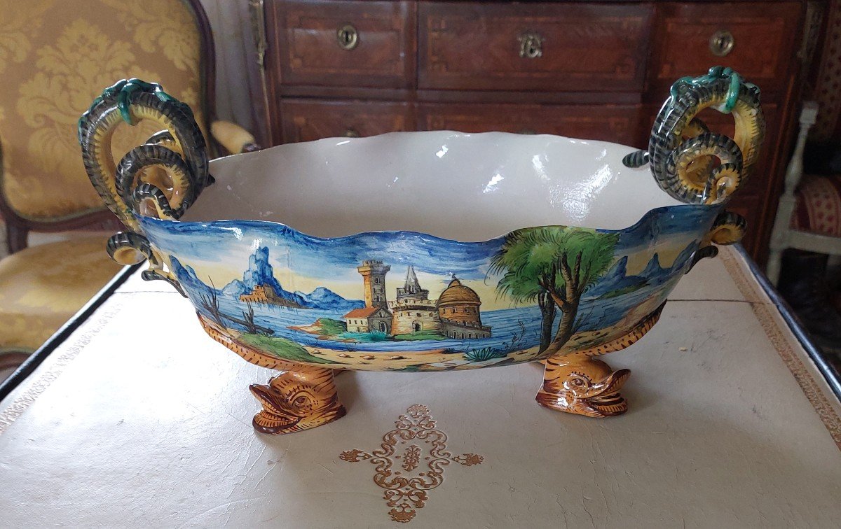 Jardiniere en majolique