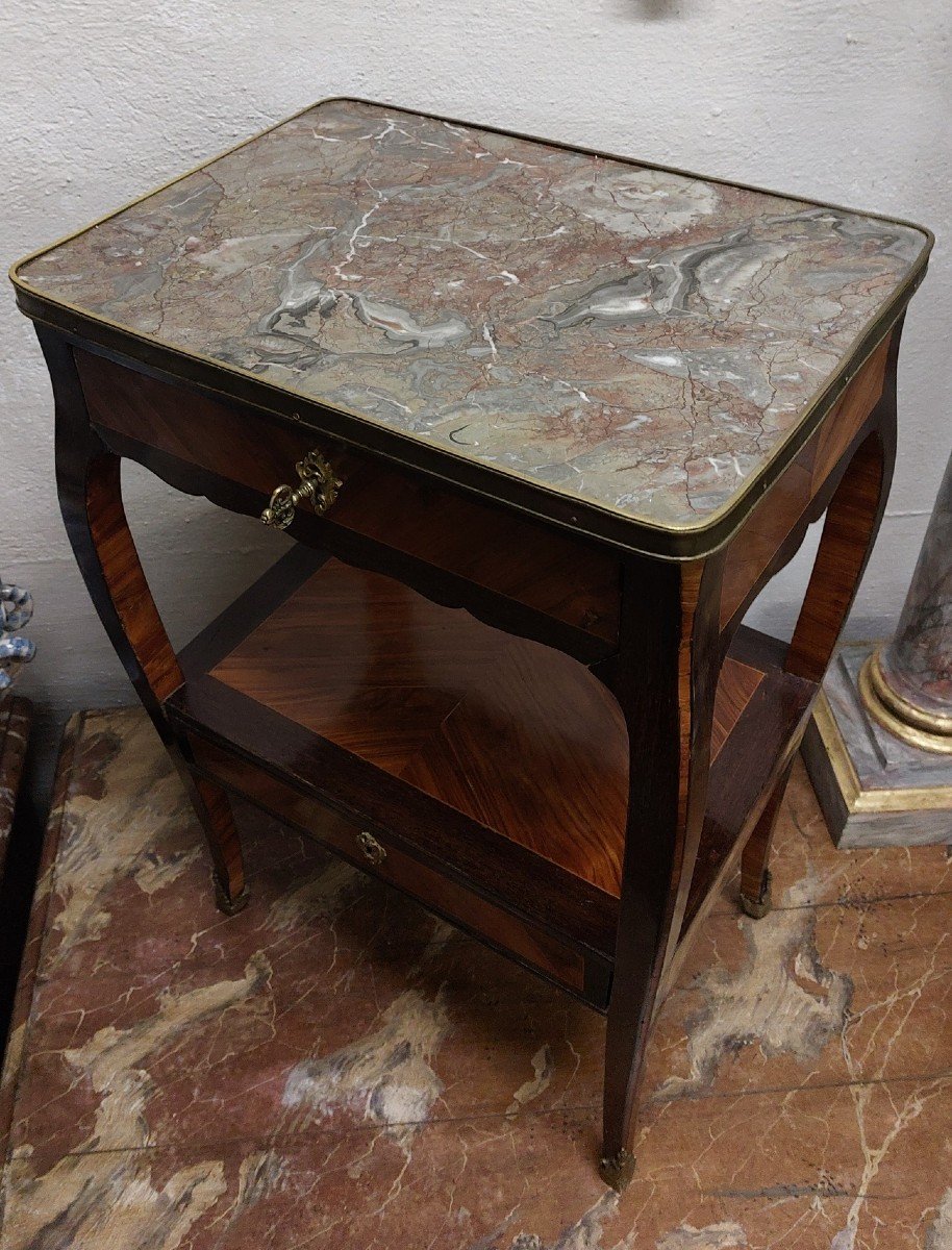 18th Century Living Room Table -photo-1