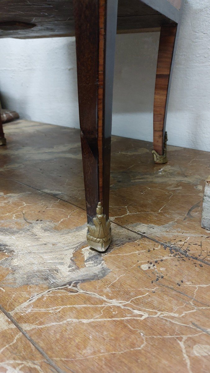 18th Century Living Room Table -photo-4