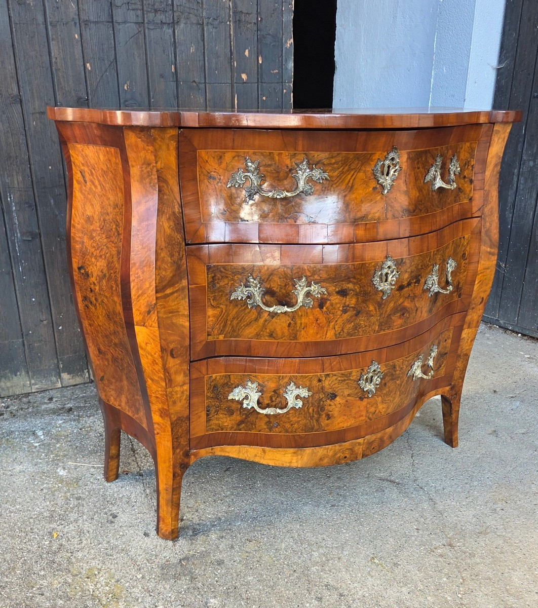 Small Chest Of Drawers From Northern Italy, 18th Century 