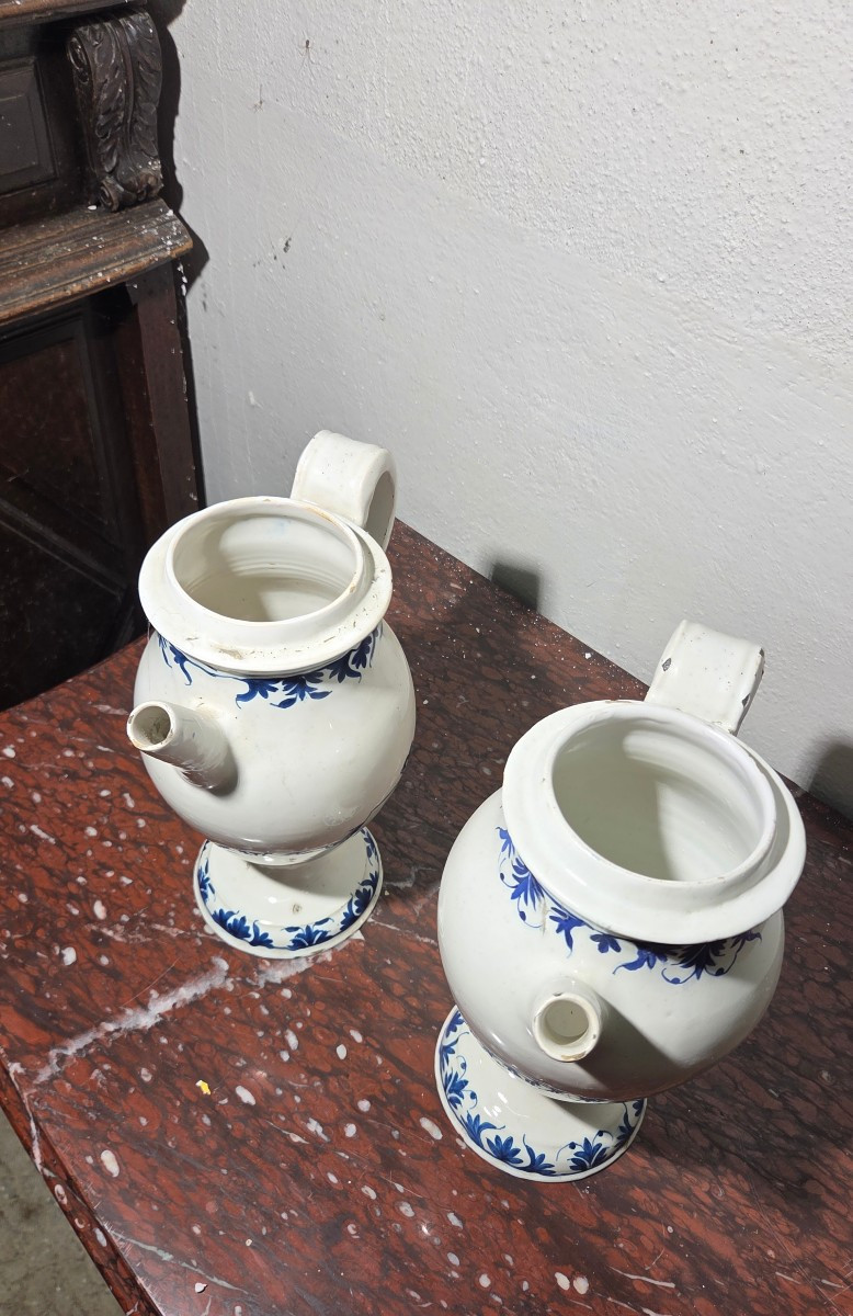Paire de chevrettes en faience de Marseille-photo-1