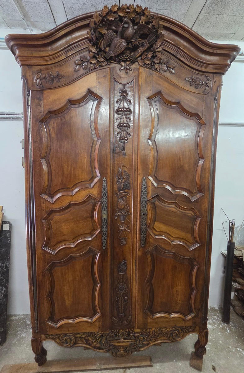 Grande armoire de mariage  provencale 