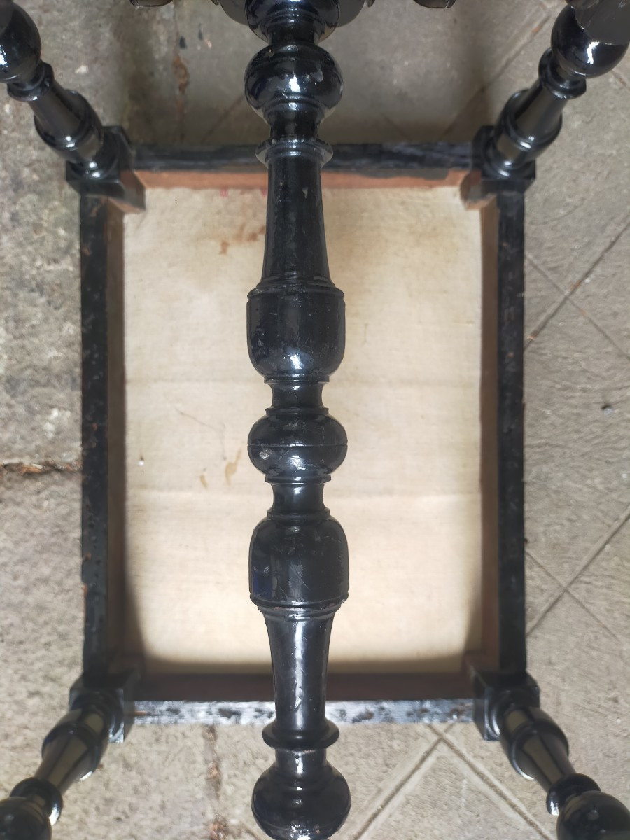Louis XIII Style Stool-photo-1
