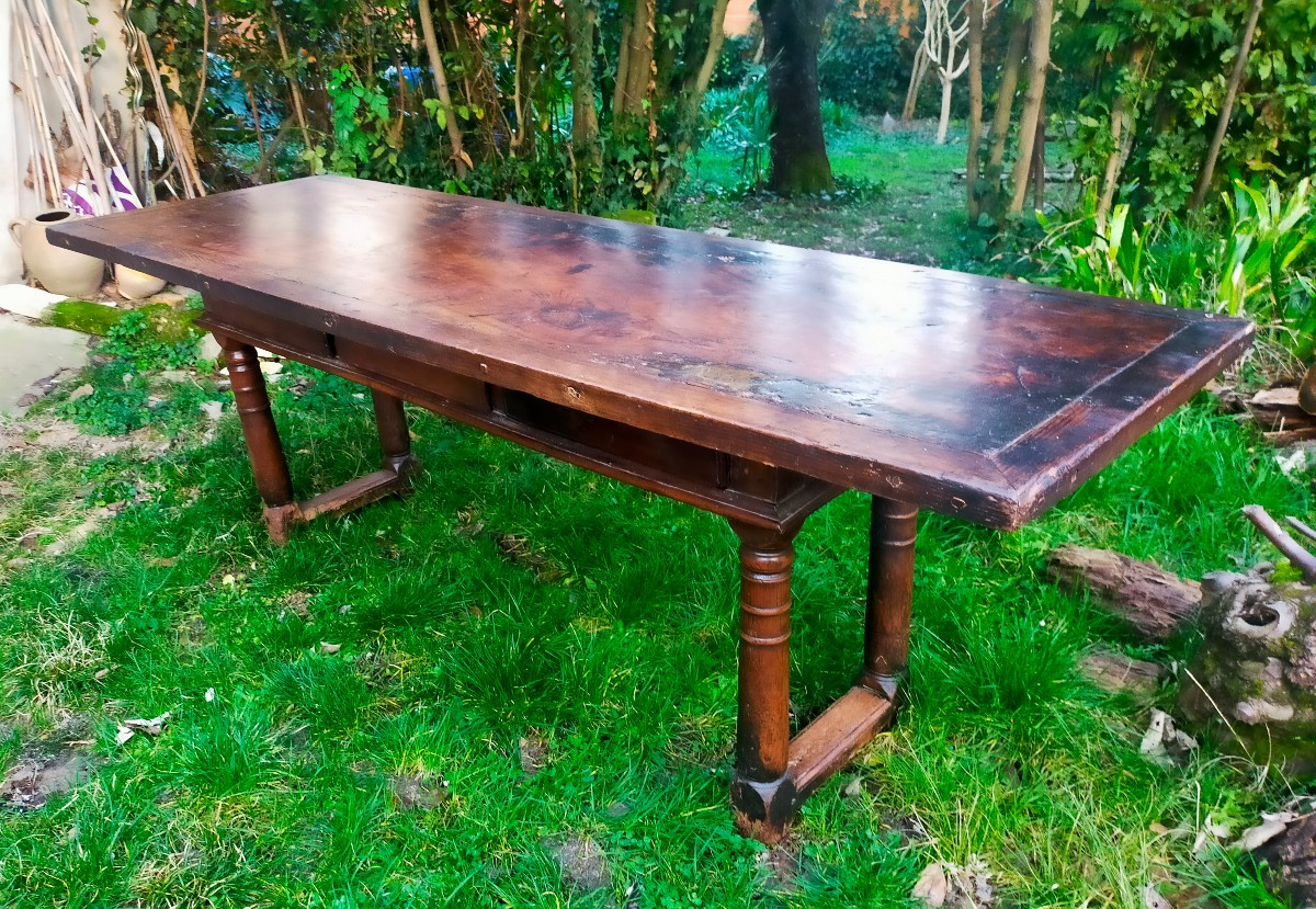 Table 17th Century -photo-2