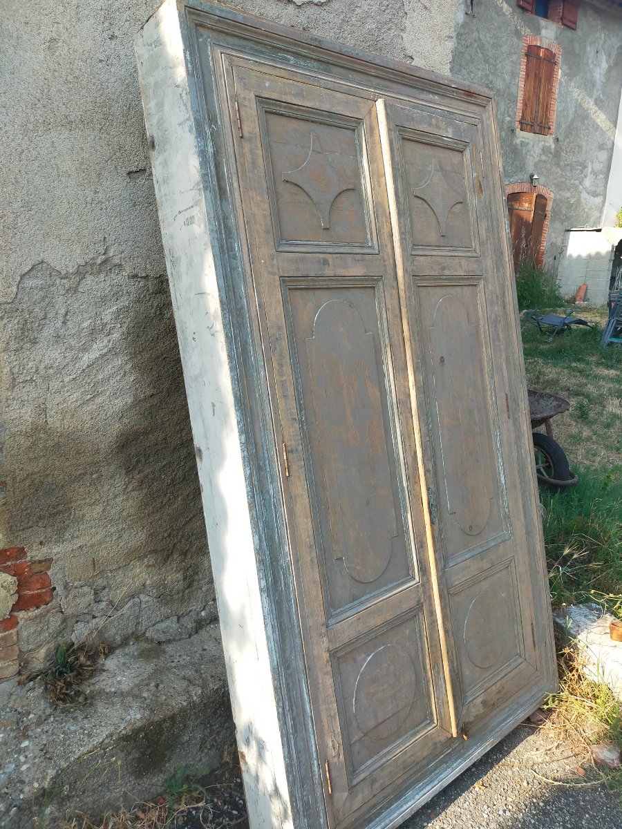 17th-century Wood-paneled Cupboard-photo-5