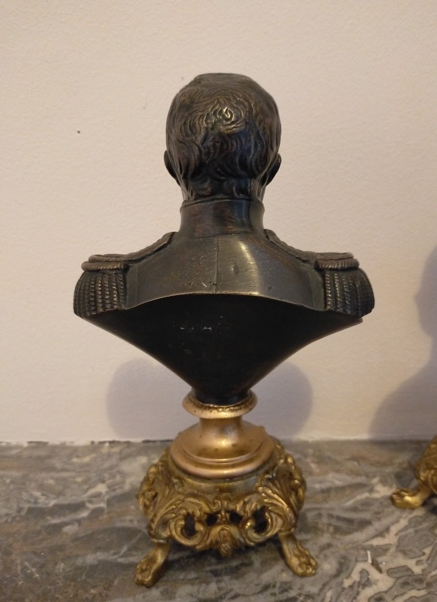 Paire de bronzes de Joséphine et Napoléon -photo-1