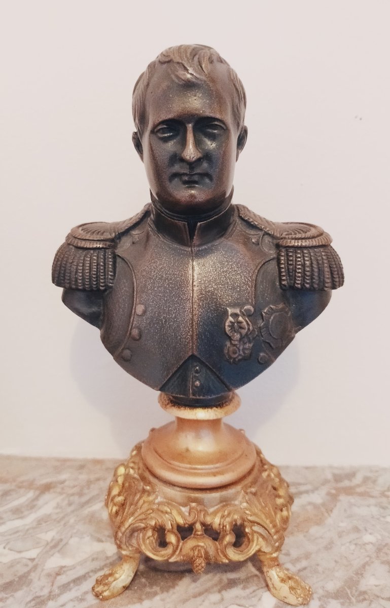 Paire de bronzes de Joséphine et Napoléon -photo-3