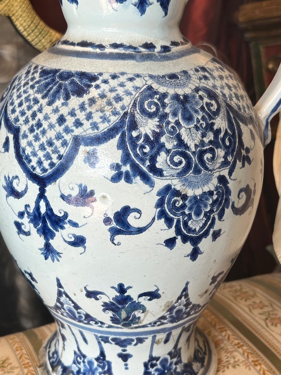 Rouen, 18th Century, Important Pitcher, Blue Camaïeu Earthenware. Around 1720-photo-4