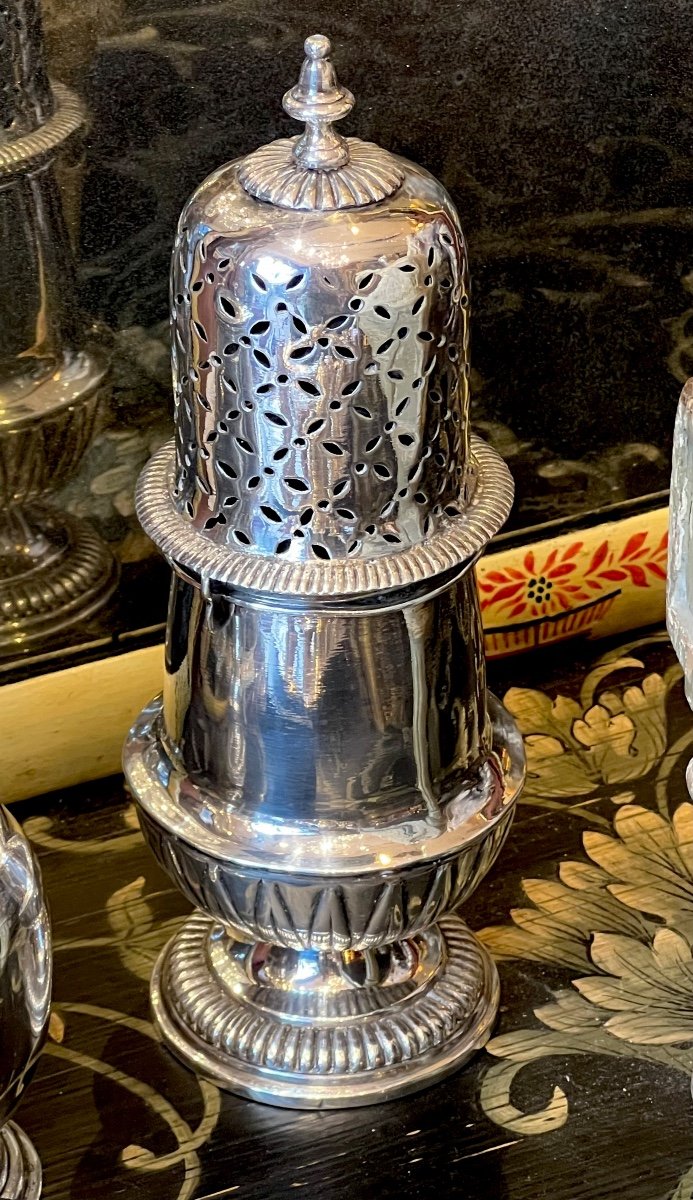   Sprinkler 18th Century, Louis XIV, Silver, Baluster With Bayonet.-photo-3