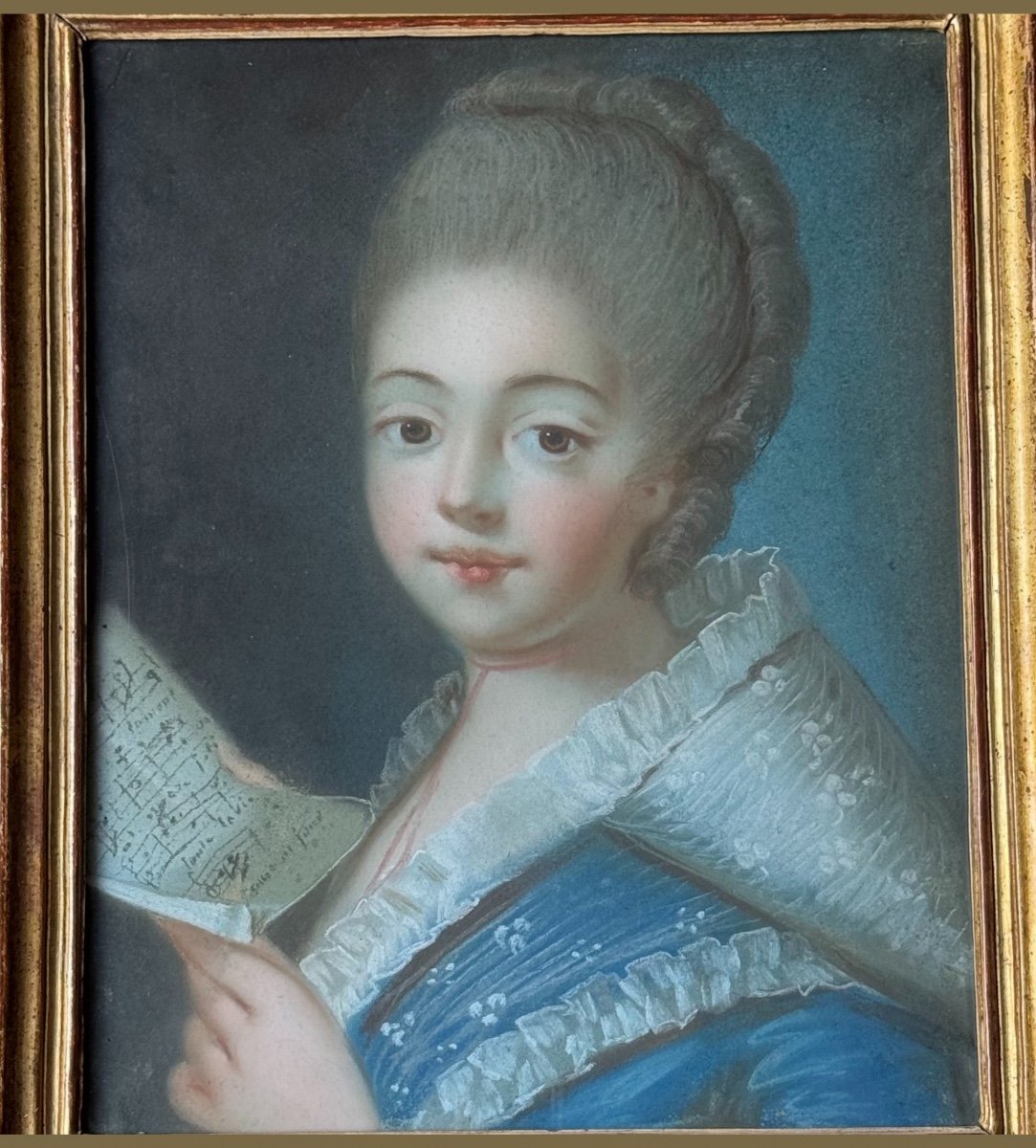 Jolie jeune femme à la partition de chant, pastel époque XVIIIè, T.B état. 