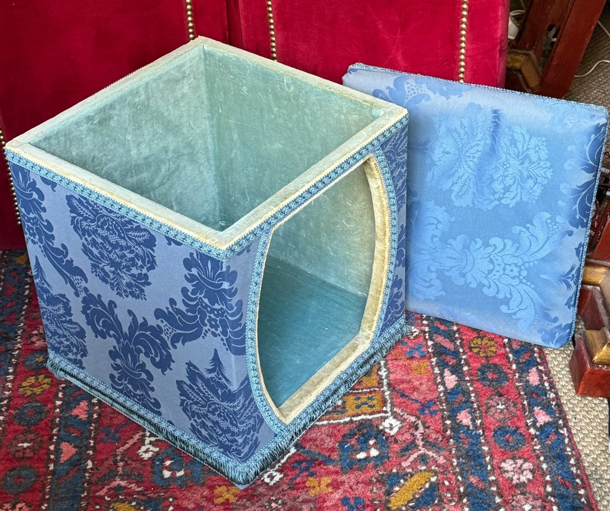 Belle niche d’intérieur pour petits chien/chat, formant tabouret XXè Siècle. -photo-4
