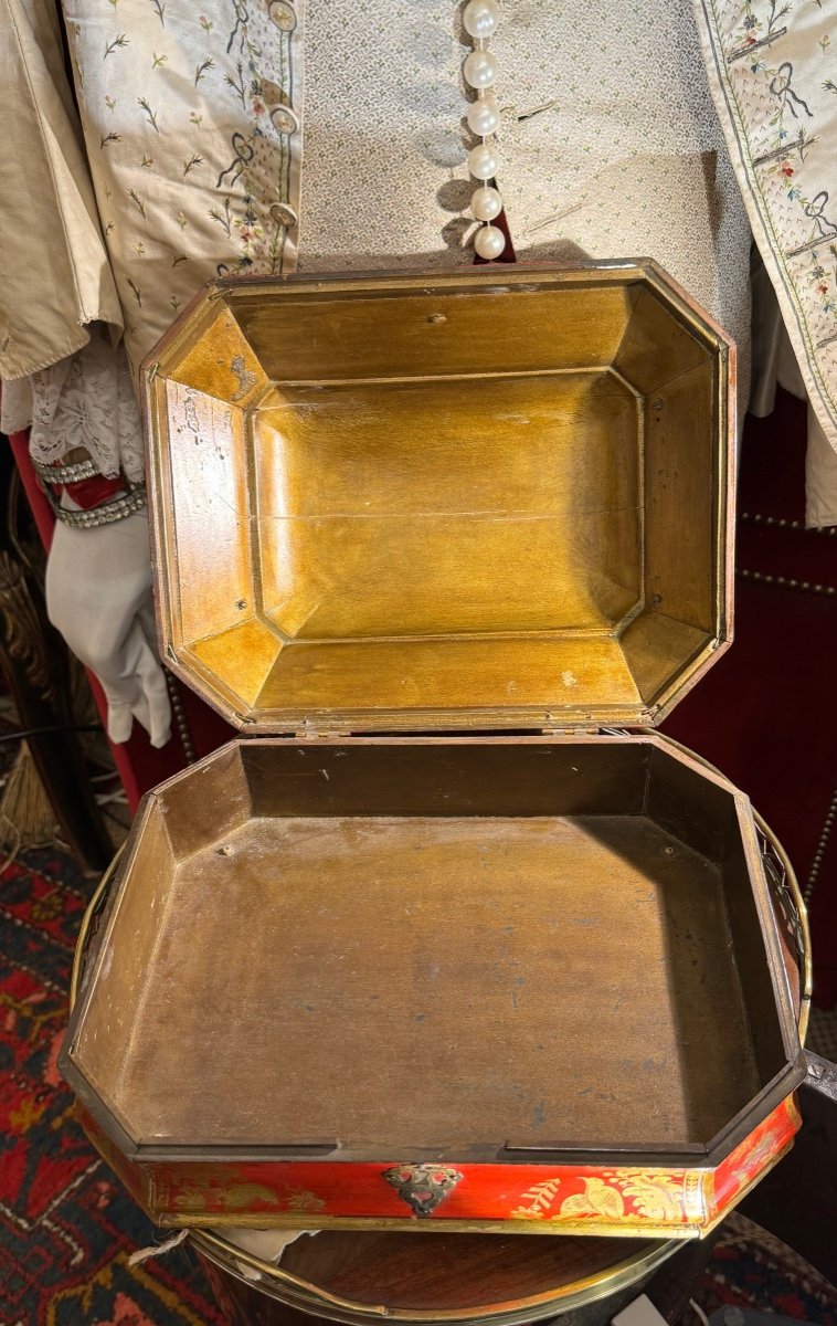 Rare Regency Box “coral Red And Gold” For Toilette Or Wig, Early 18th Century.-photo-4