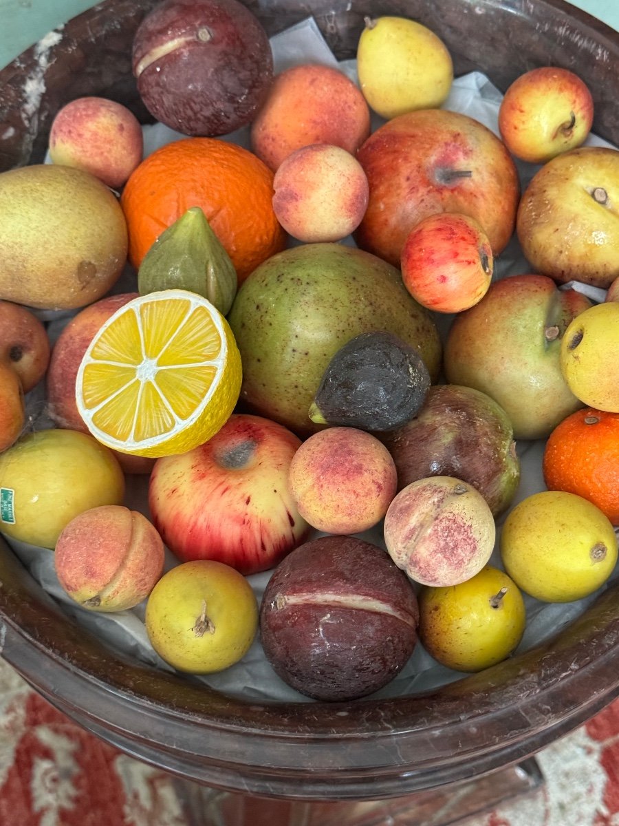 Grande coupe  en marbre campan XIXè avec 31 fruits en marbre  de carrare.-photo-4