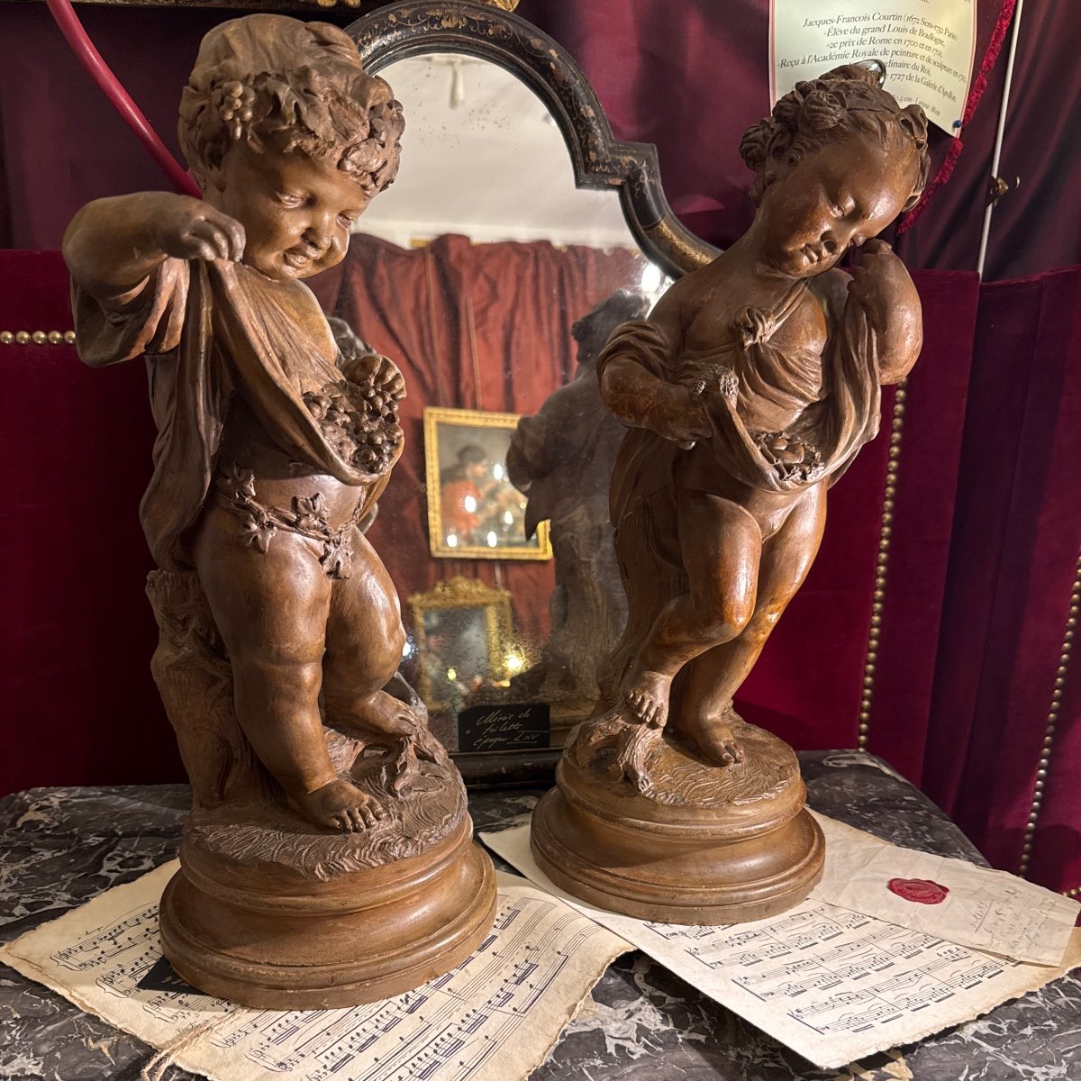 Clodion, grandes terre cuite d’enfants, patine brune, d’après Clodion. XIXe. (46 cm). -photo-4