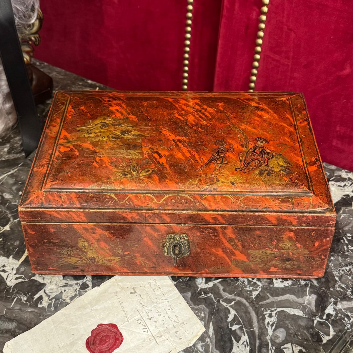 Coffret fin XVIIIè pour toilette et perruque  vernis Martin d’Asie. -photo-2