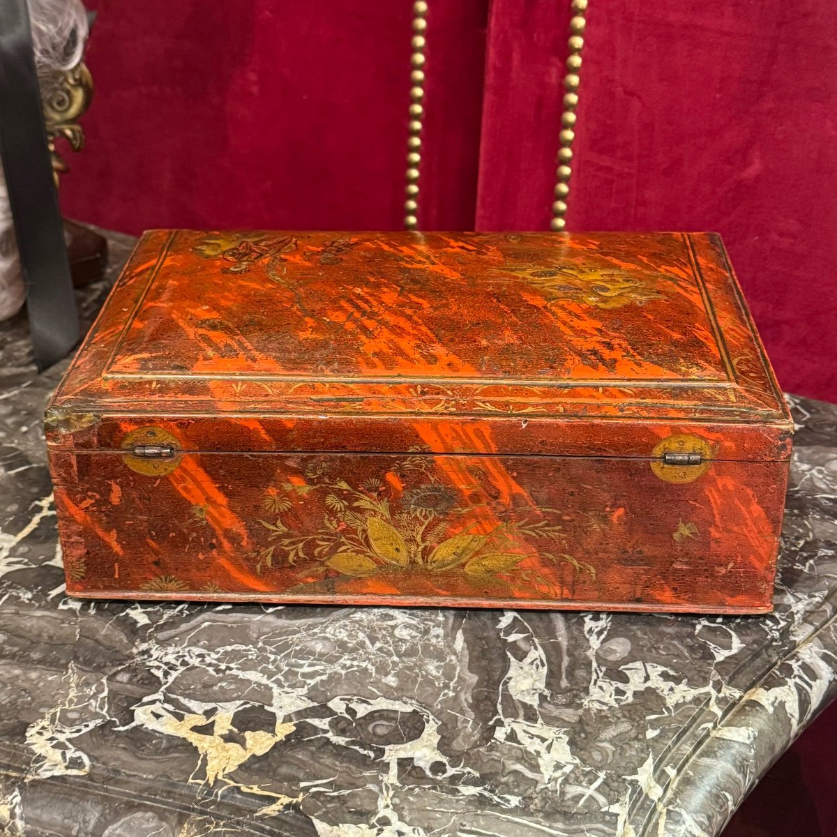 Coffret fin XVIIIè pour toilette et perruque  vernis Martin d’Asie. -photo-6