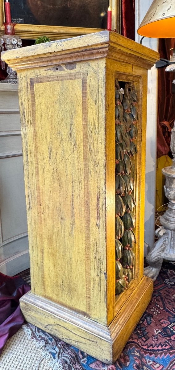 Gaine Provençale  fin XVIIIè début XIXè, à feuillages  fleuris sculptés. -photo-1