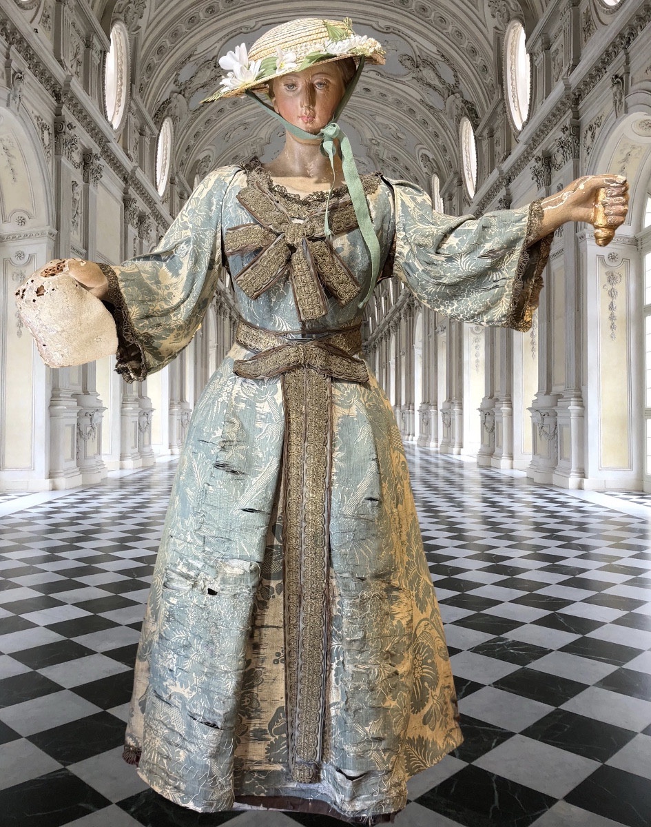 Important  et rare mannequin de mode du XVIIIe, (85cm) en robe à la Française , vers 1770…-photo-6