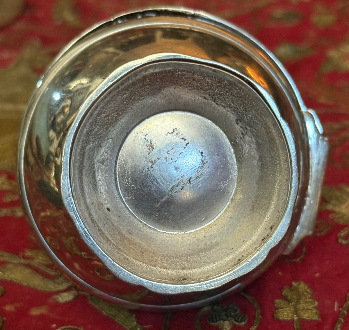 18th Century Toilet Sponge Ball, Silver-plated Bronze. -photo-3