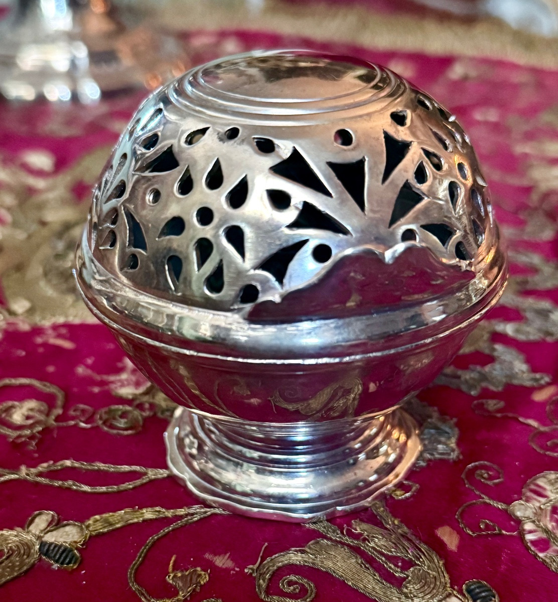 18th Century Toilet Sponge Ball, Silver-plated Bronze. 