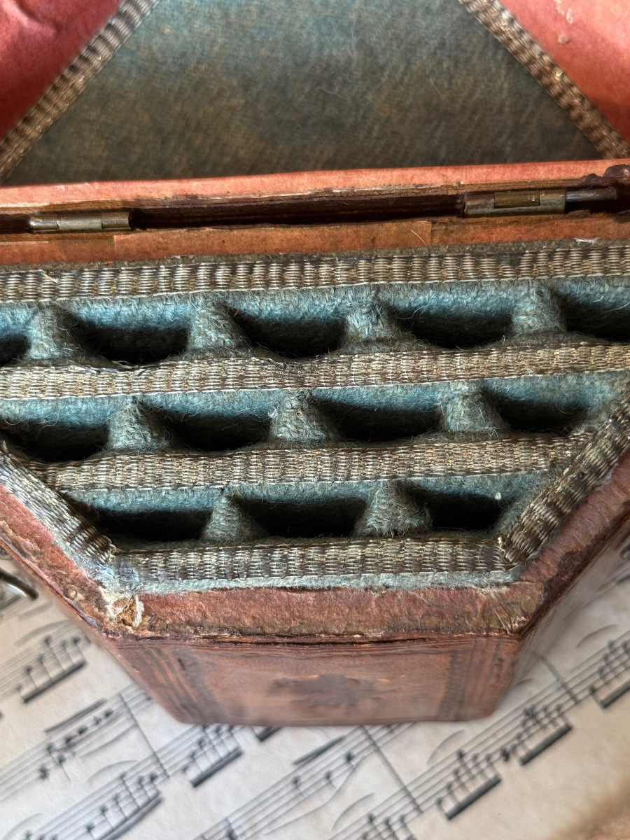 18th Century Box For Coffee/mocha Spoons, Leather, Very Good Condition. Louis XVI Period. -photo-3