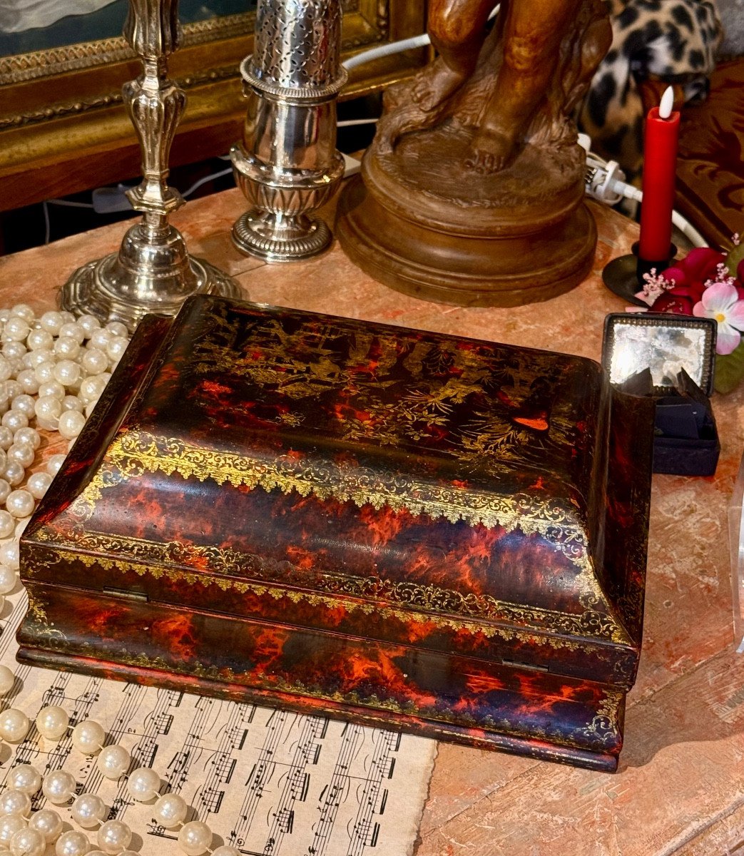 Coffret de toilette, à perruque, vernis Martin,  Régence XVIIIe -photo-3