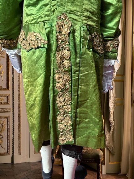 18th Century Venetian Frock Coat, Waistcoat And Breeches.-photo-1