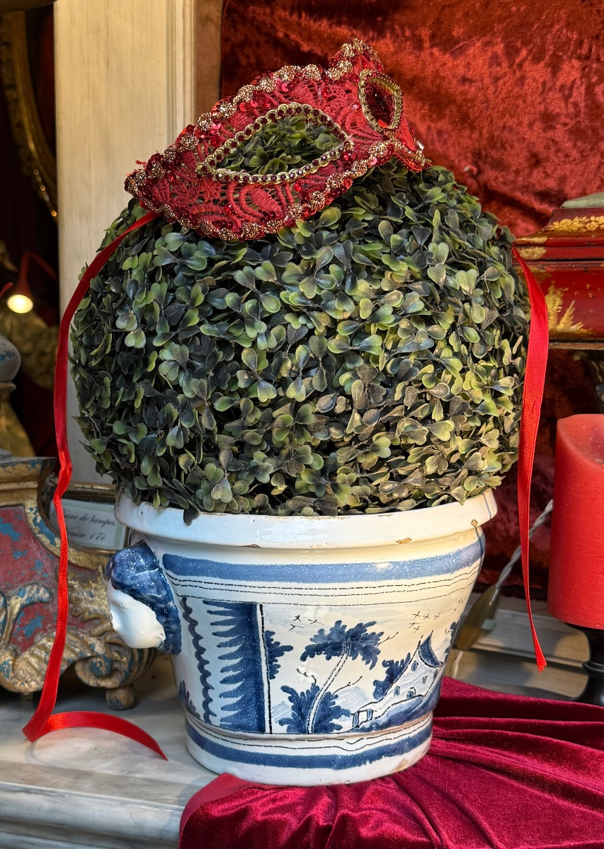 Pot en faïence de Nevers, Louis XIV vers 1700-photo-3