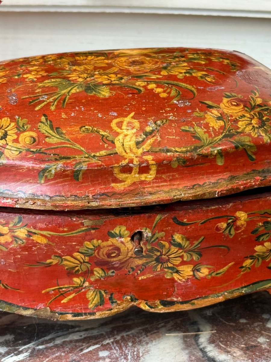 Venetian Jewelry Box, Floral Designs, Red Lacquer. 18th Century-photo-4